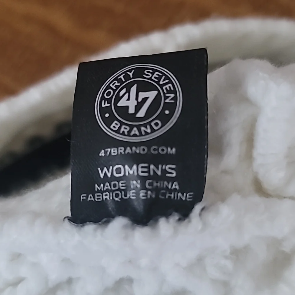 SEAHAWKS Ladies, NFL Crocheted Knit hat - Picture 5 of 6